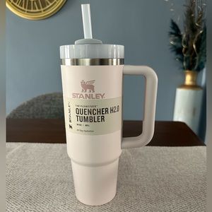 NWT STANLEY THE FLOWSTATE QUENCHER H2.0 TUMBLER 30 OZ IN ROSE QUARTZ